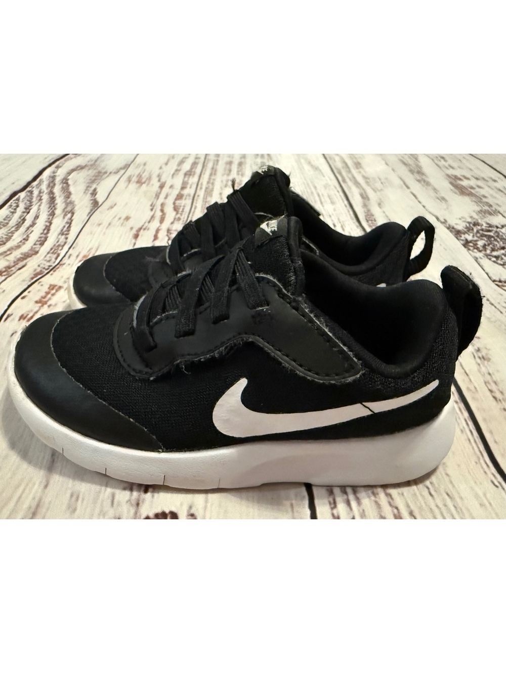 Nike Tanjun Black Sneakers Toddler 9C